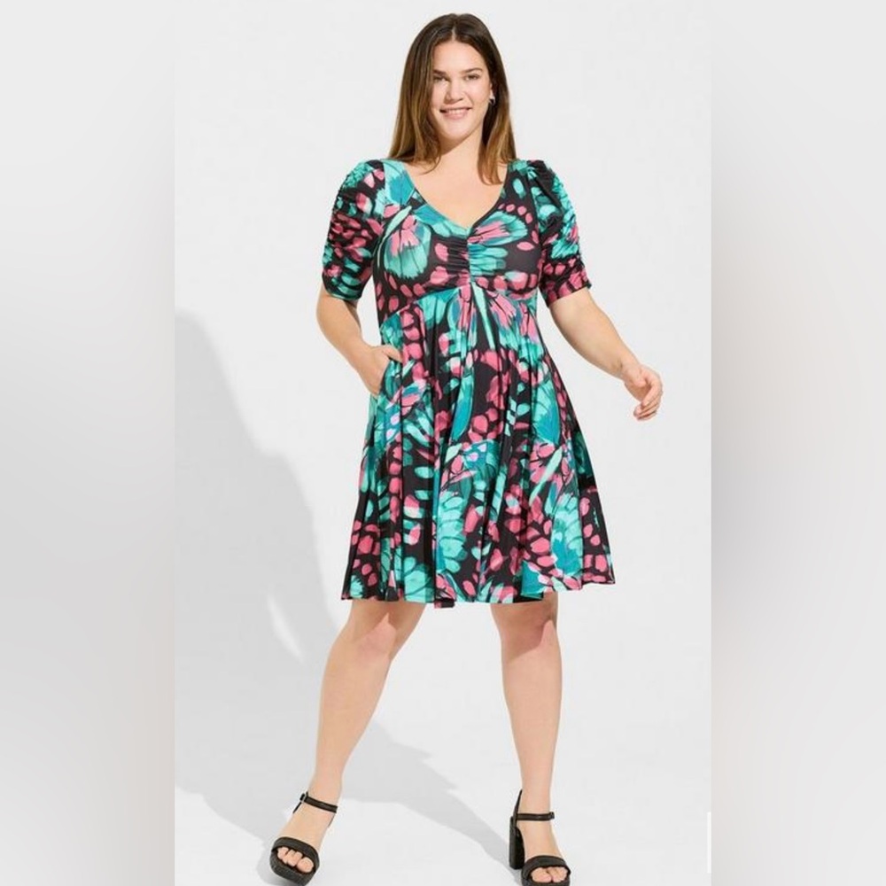 Torrid Women’s Mini Studio Knit Cinch Front Skater Dress Size 12 NWT
